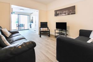 Photo 19- click for photo gallery